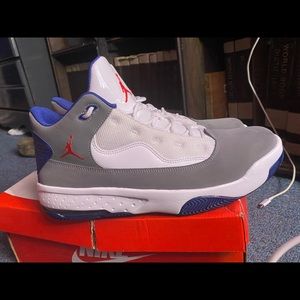 Nike Air Jordan Max Aura 2